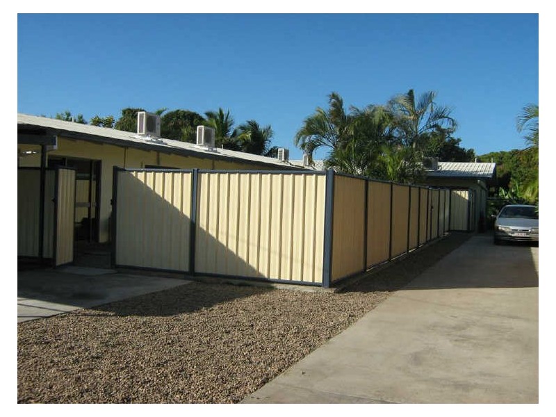 2/20 Marshall Street, Bowen QLD 4805