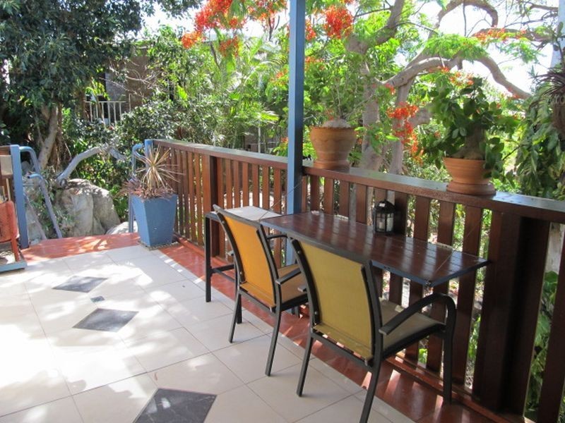 69 Hillview Road, Bowen QLD 4805