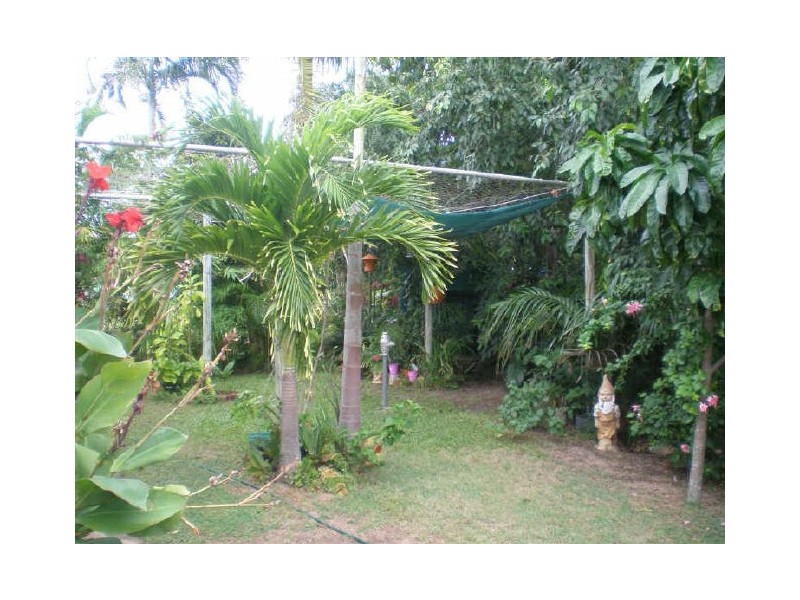 9 Leichhardt Street, Bowen QLD 4805