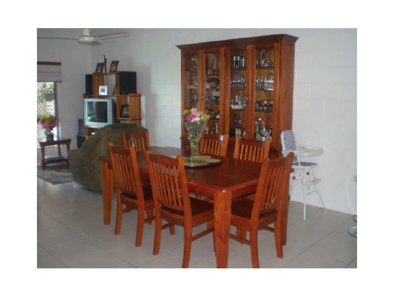 Unit 2/5 Lotus Lane, Bowen QLD 4805