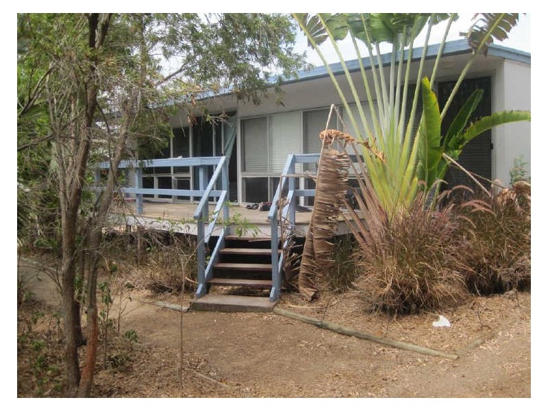 7 Pandanus Street, Bowen QLD 4805