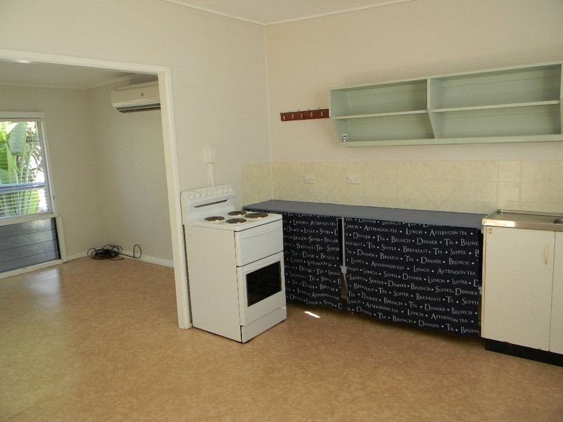 7 Pandanus Street, Bowen QLD 4805