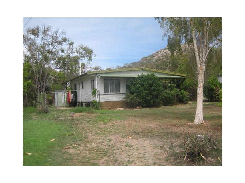 5 Pandanus Street, Bowen QLD 4805