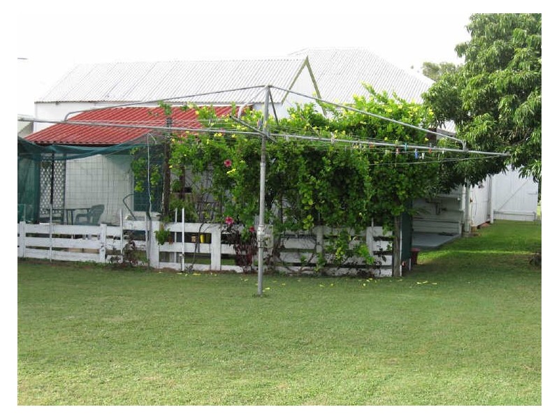 22 Poole Street, Bowen QLD 4805