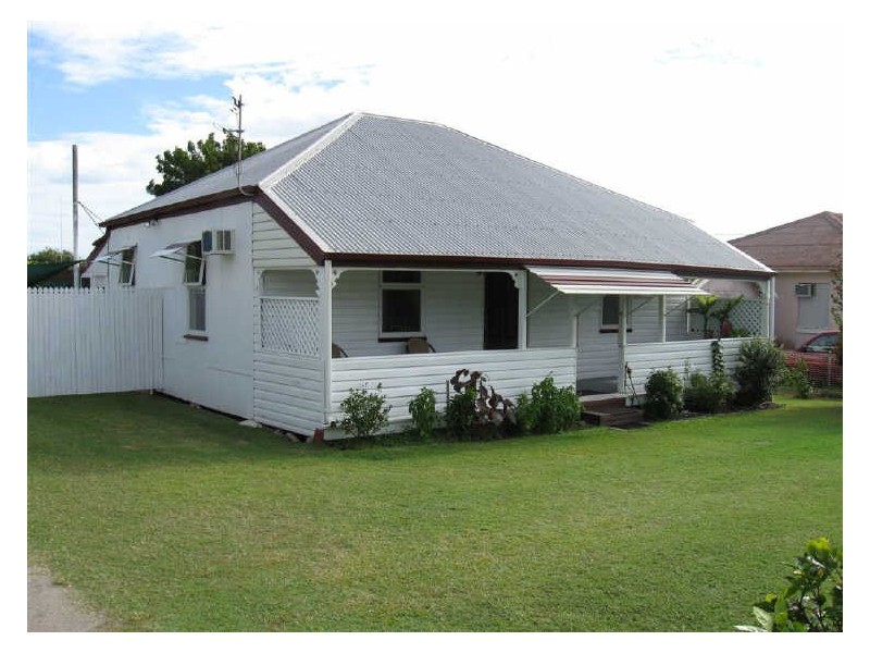 22 Poole Street, Bowen QLD 4805