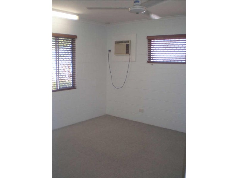 8 Troyon Court, Bowen QLD 4805