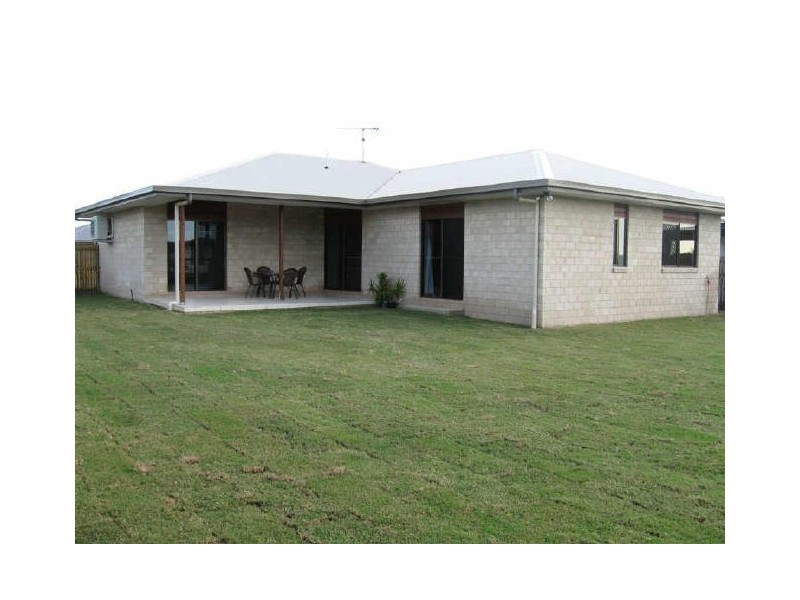 18 Lucinda Place, Bowen QLD 4805