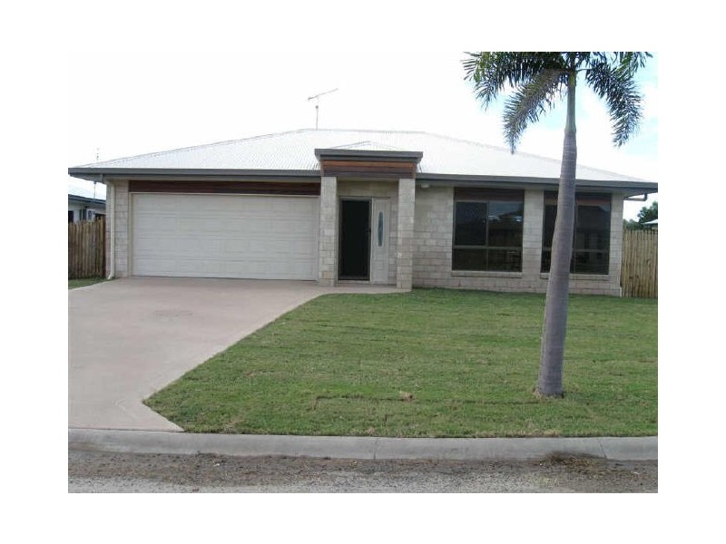18 Lucinda Place, Bowen QLD 4805
