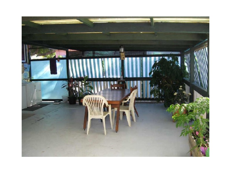 18 Field Street, Bowen QLD 4805