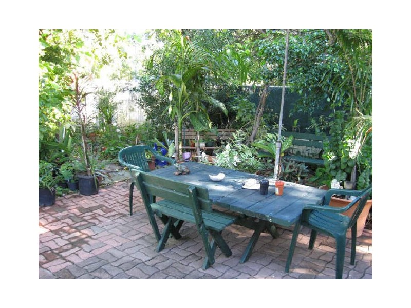 18 Field Street, Bowen QLD 4805