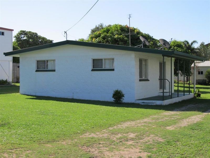 112 Powell Street, Bowen QLD 4805