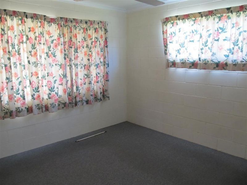 112 Powell Street, Bowen QLD 4805