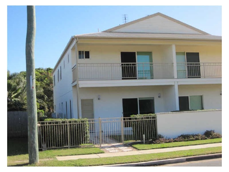 6/1 Murroona Street, Bowen QLD 4805