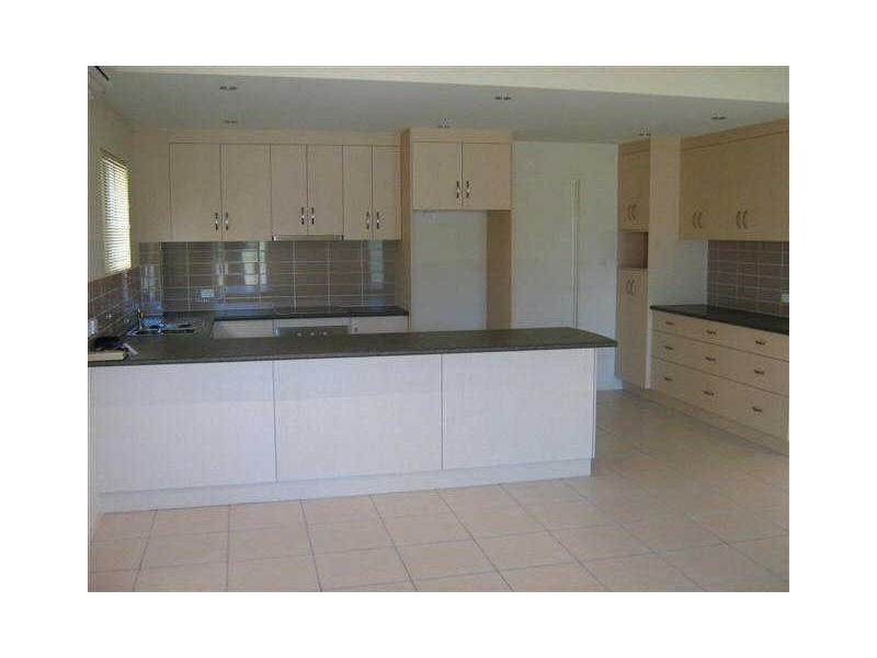 6/1 Murroona Street, Bowen QLD 4805