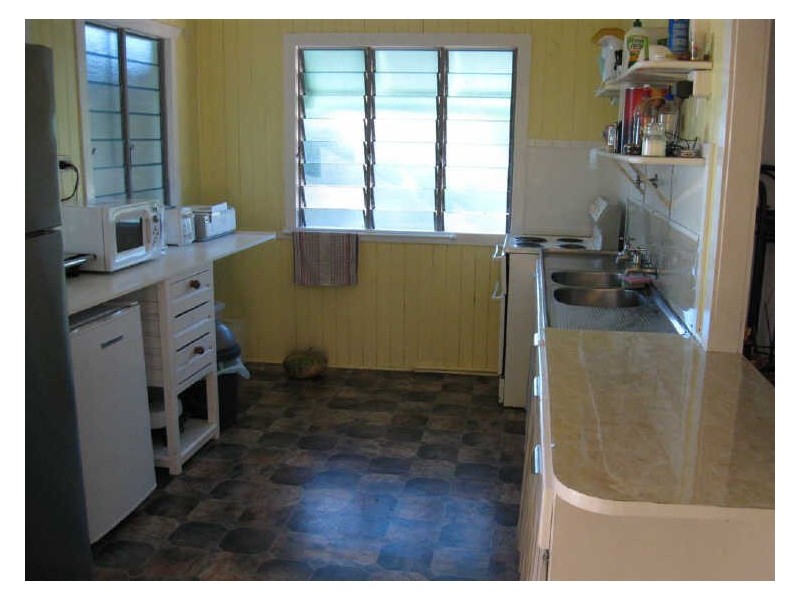 34 Pitcain Avenue, Bowen QLD 4805