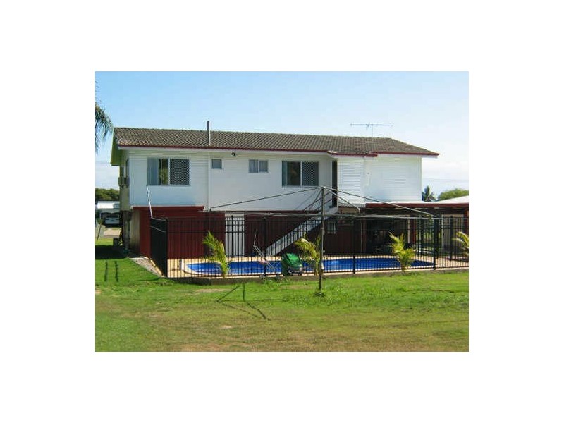 17 McDougal Street, Bowen QLD 4805