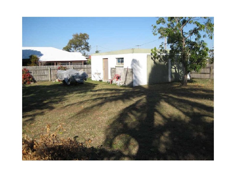 4 Kent Street, Bowen QLD 4805