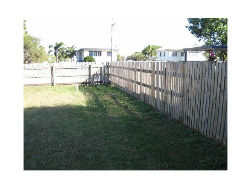 4 Kent Street, Bowen QLD 4805