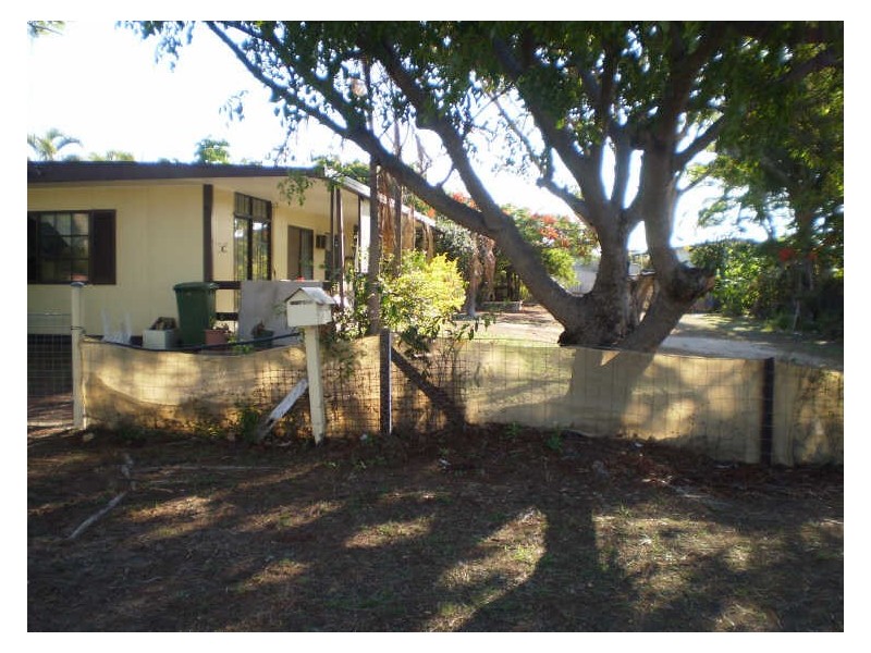 65 Whitsunday Street, Bowen QLD 4805