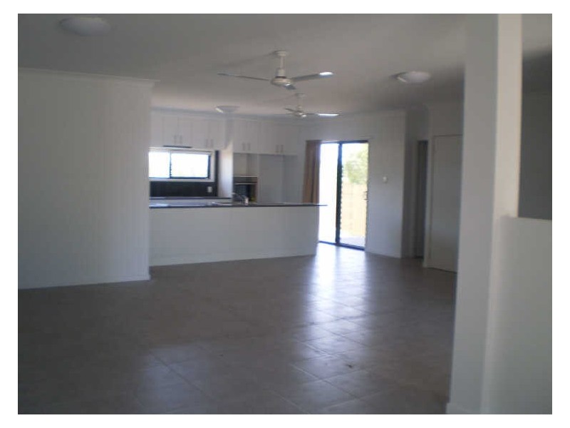 15 Oak Crescent, Bowen QLD 4805