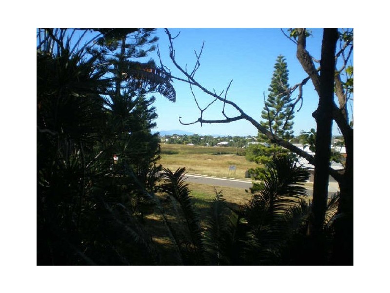 80 Leichhardt Street, Bowen QLD 4805
