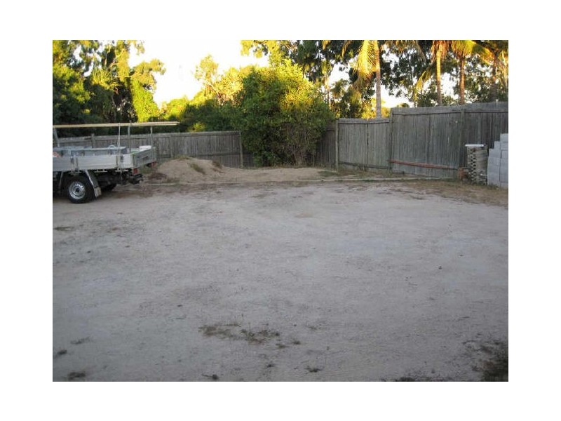 112 Soldiers Road, Bowen QLD 4805