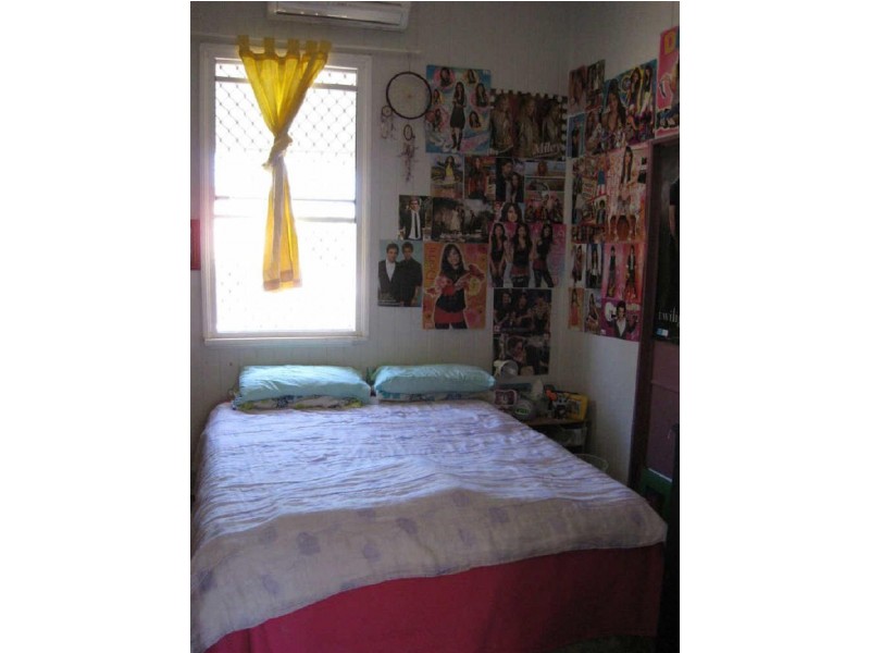 40 Reynolds Street, Bowen QLD 4805