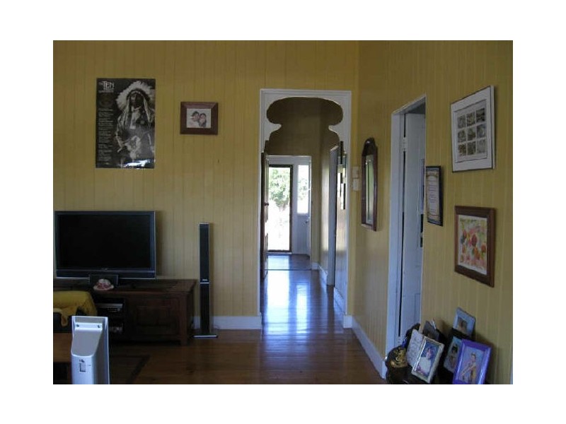 40 Reynolds Street, Bowen QLD 4805