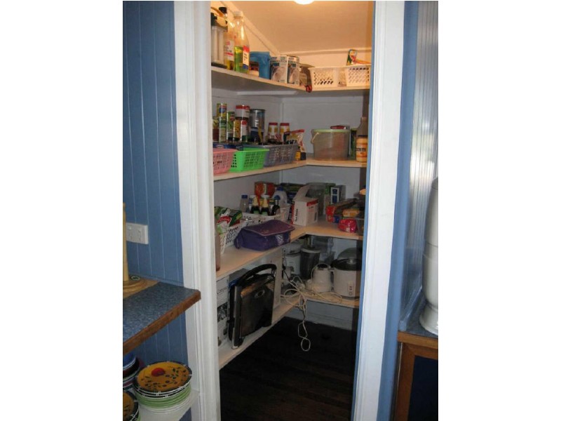 40 Reynolds Street, Bowen QLD 4805