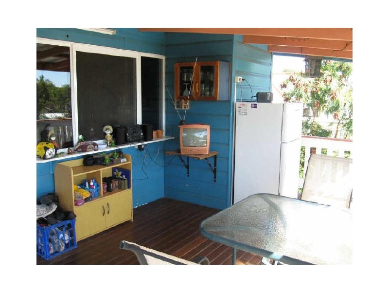 40 Reynolds Street, Bowen QLD 4805