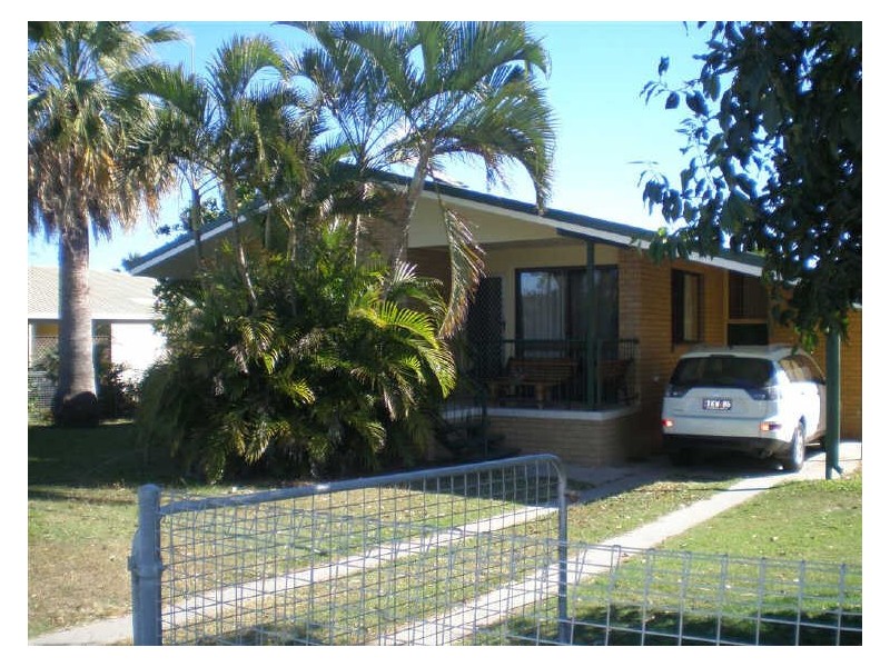 19 West Street, Bowen QLD 4805