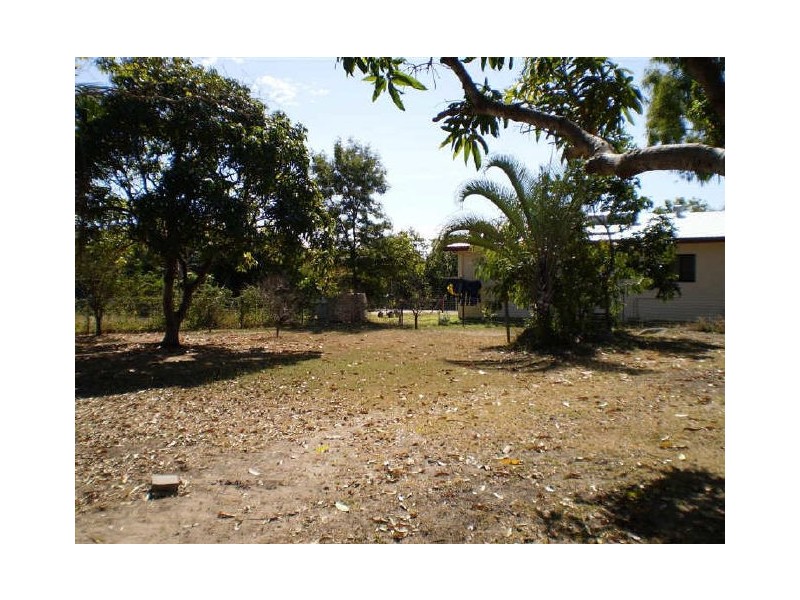 14a Livingstone Street, Bowen QLD 4805