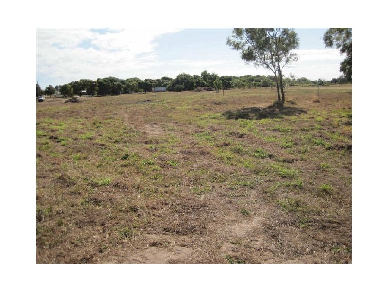 98 Hillview Road, Bowen QLD 4805