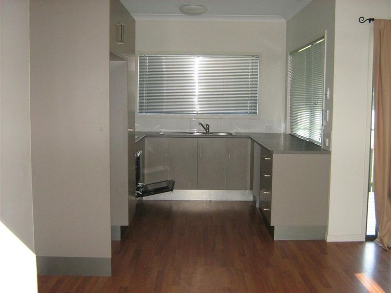 2/34 St Kilda Street, Bowen QLD 4805