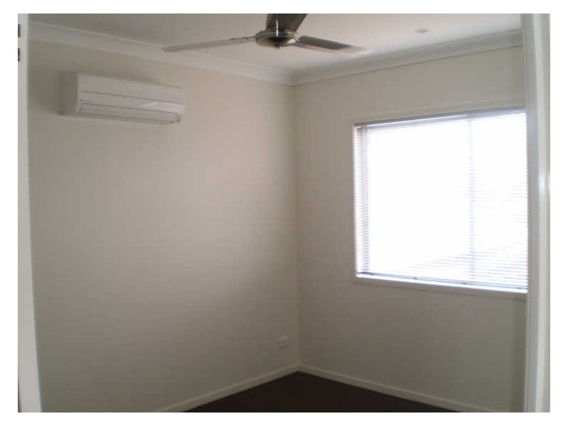 2/34 St Kilda Street, Bowen QLD 4805