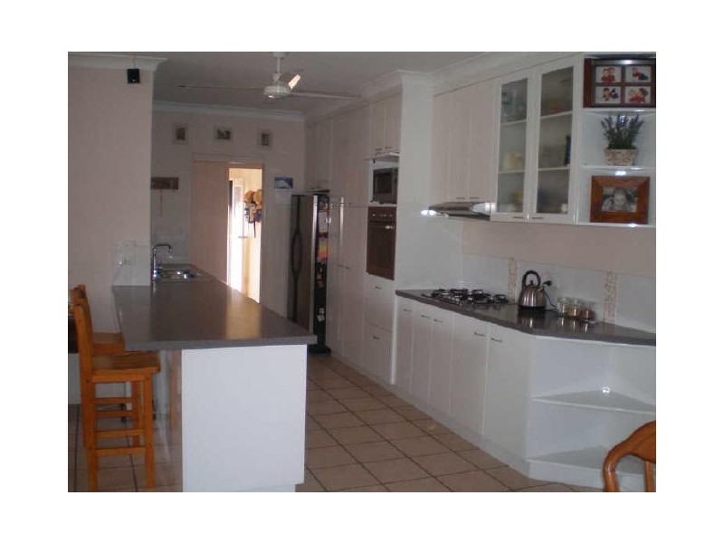 11 Kirkpatrick Court, Bowen QLD 4805