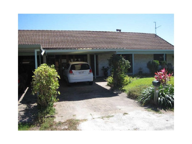 1/18 Marshall Street, Bowen QLD 4805