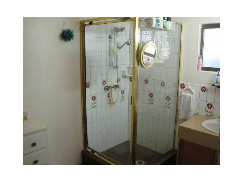 1/18 Marshall Street, Bowen QLD 4805