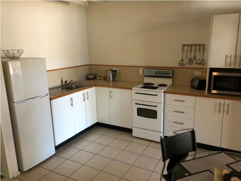 1 Howard Street, Bowen QLD 4805