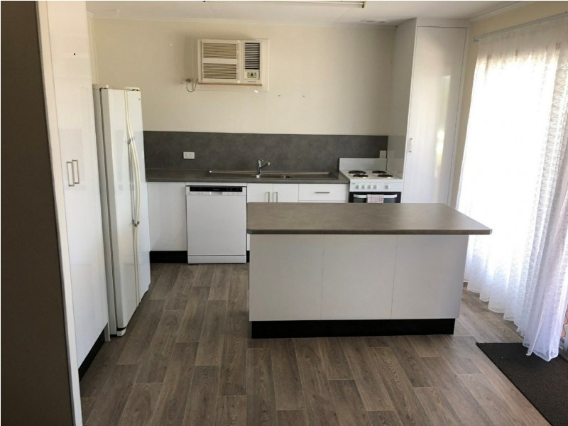 1 Howard Street, Bowen QLD 4805