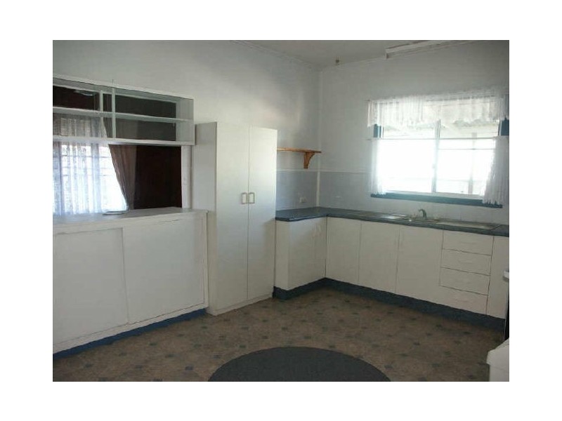 11 Lascelles Lane, Bowen QLD 4805