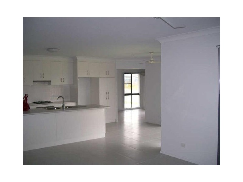 5 Fairway Drive, Bowen QLD 4805