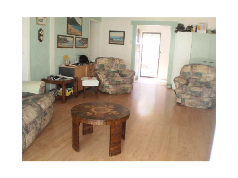 4 Creek Street, Bowen QLD 4805