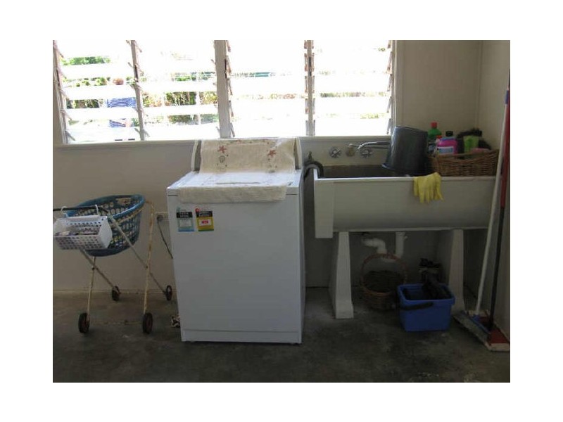 6 Gloucester Street, Bowen QLD 4805
