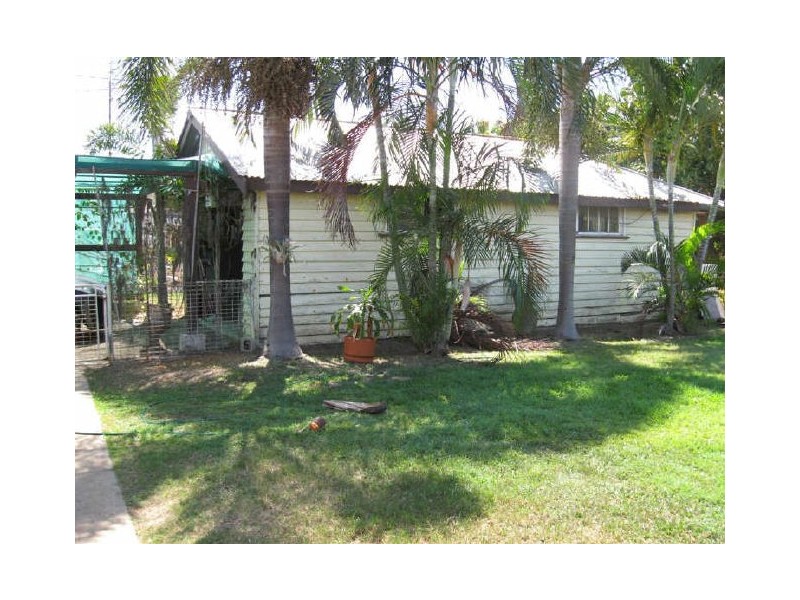 6 Gloucester Street, Bowen QLD 4805