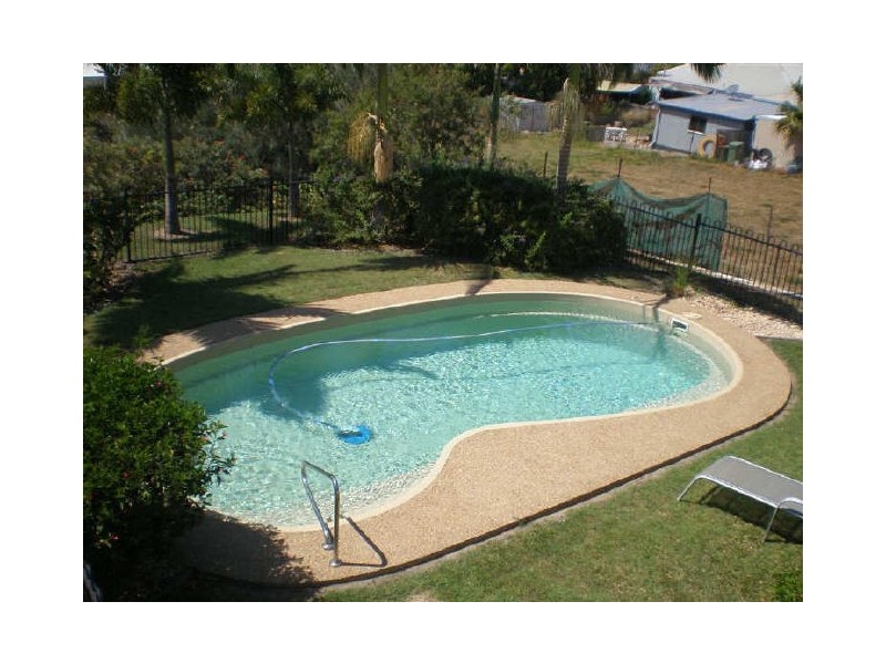 12 Hay Street, Bowen QLD 4805