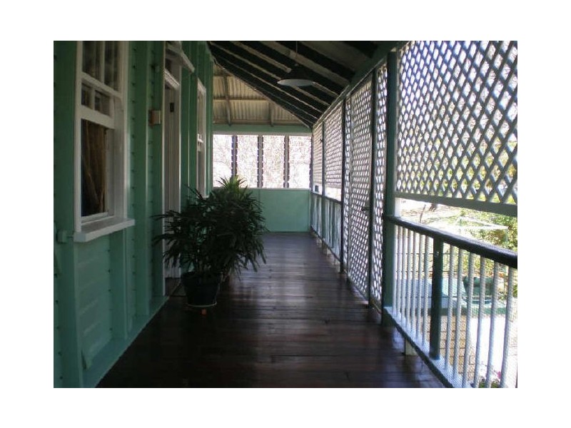 12 Hay Street, Bowen QLD 4805