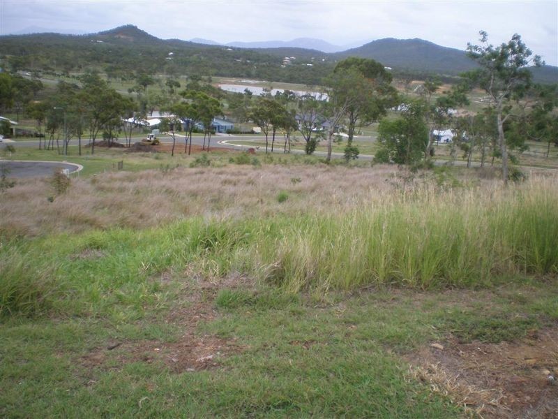 11 Harbour View Terrace, Bowen QLD 4805