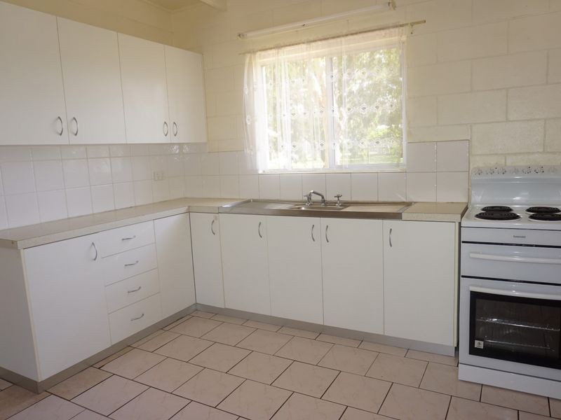 Unit 3/29 Brighton Road, Bowen QLD 4805