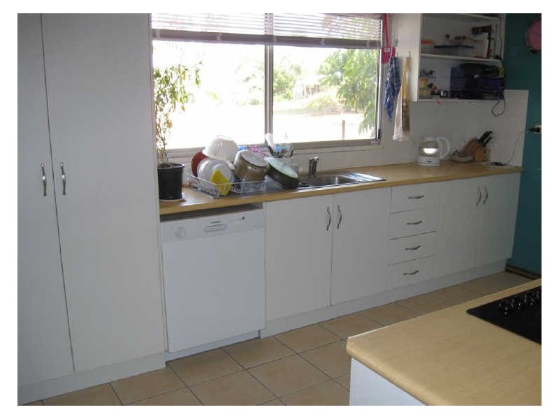 33 Coral Street, Bowen QLD 4805